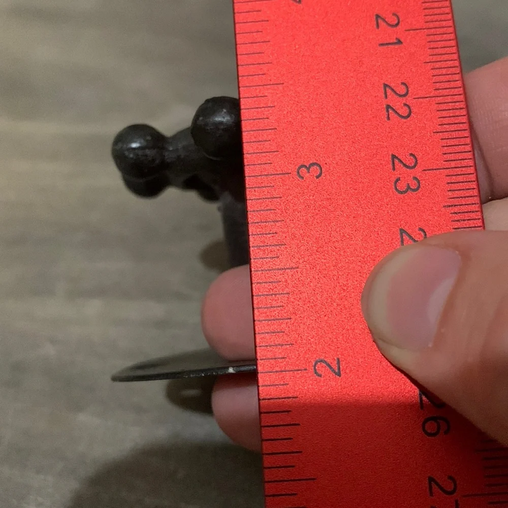 Little cast iron steering wheel hook or handle Steering wheel for a ship